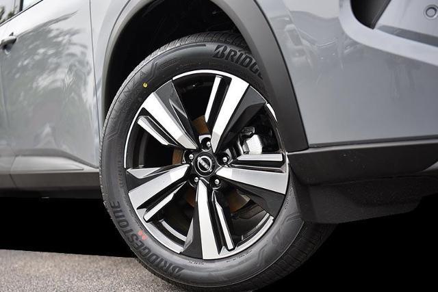 2025 Nissan Rogue Vehicle Photo in Ballwin, MO 63011