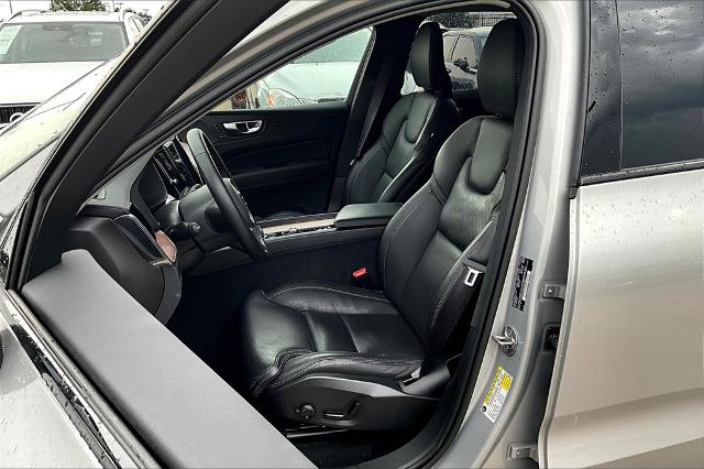 2023 Volvo XC60 Vehicle Photo in Grapevine, TX 76051