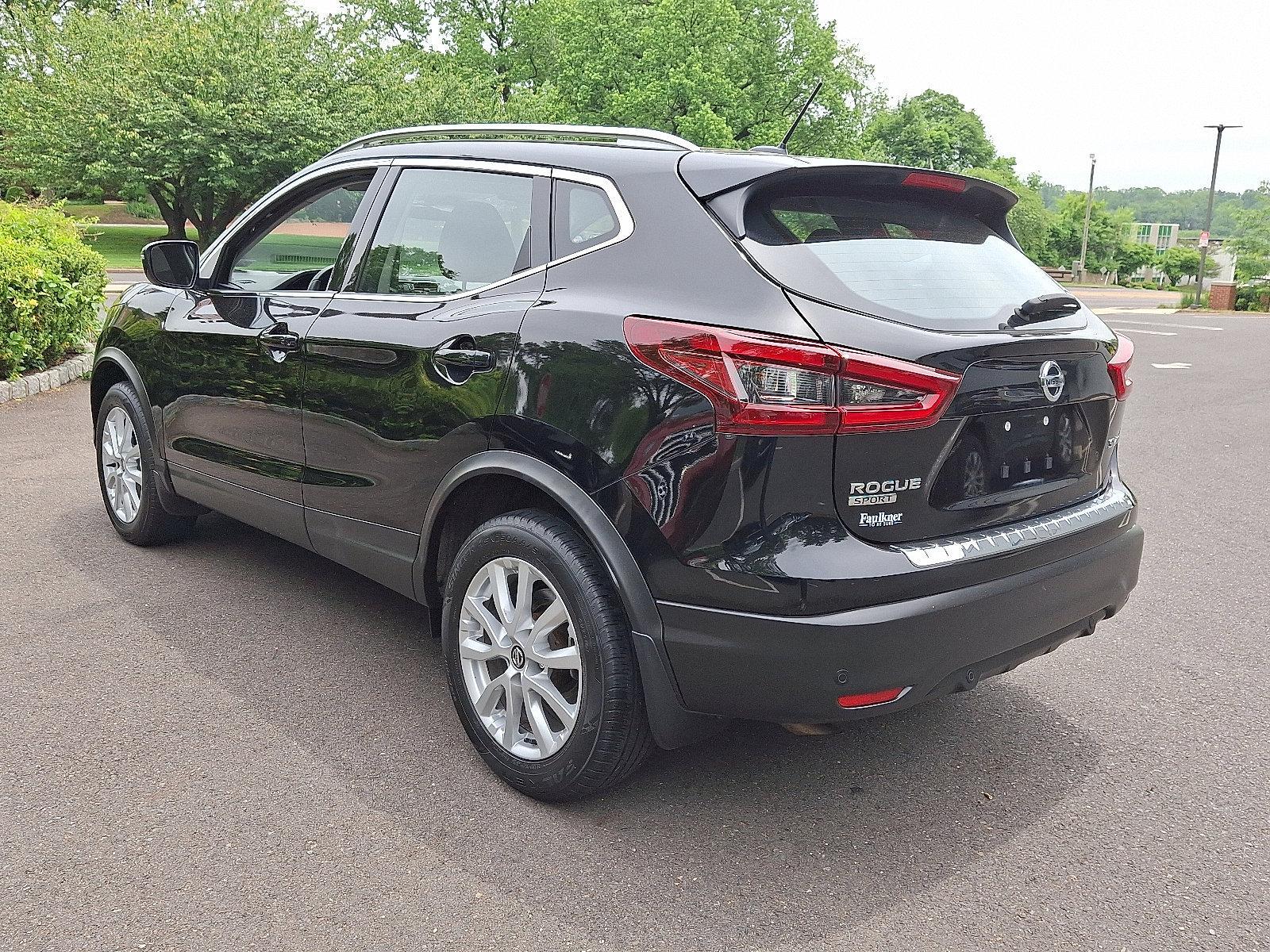 2022 Nissan Rogue Sport Vehicle Photo in Jenkintown, PA 19046