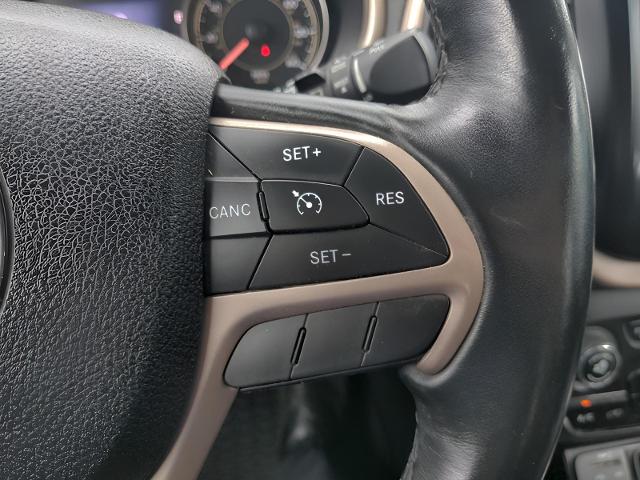 2014 Jeep Cherokee Vehicle Photo in Green Bay, WI 54304