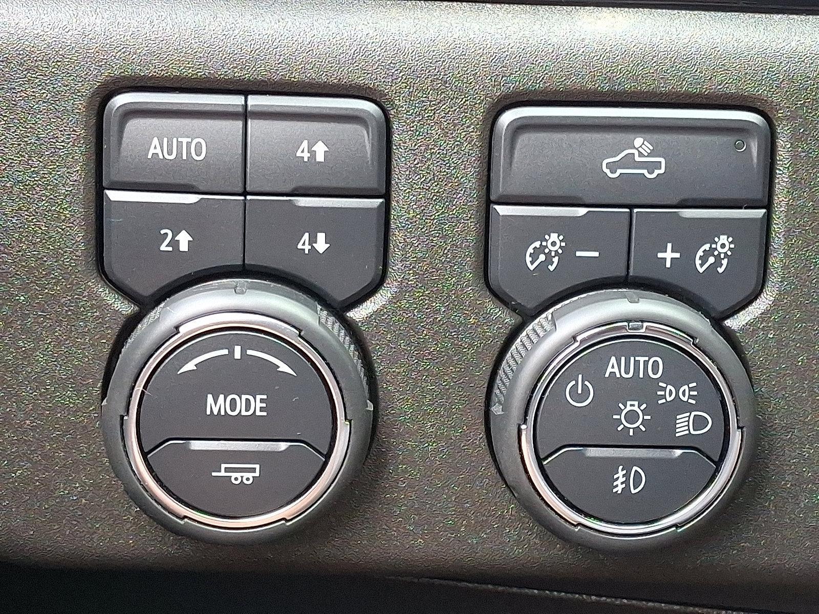 2024 Chevrolet Silverado 3500 HD Vehicle Photo in BETHLEHEM, PA 18017-9401