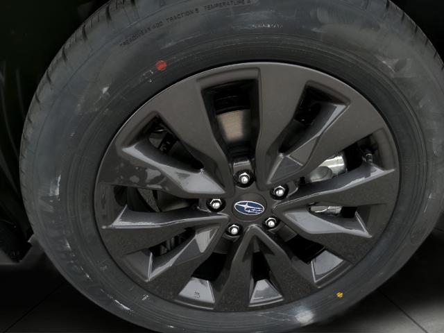 2025 Subaru Outback Vehicle Photo in Green Bay, WI 54304