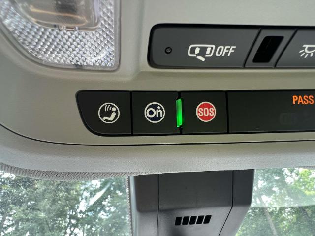 2022 Chevrolet Equinox Vehicle Photo in Roslyn, NY 11576