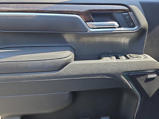 2025 GMC Sierra 1500 Vehicle Photo in TREVOSE, PA 19053-4984