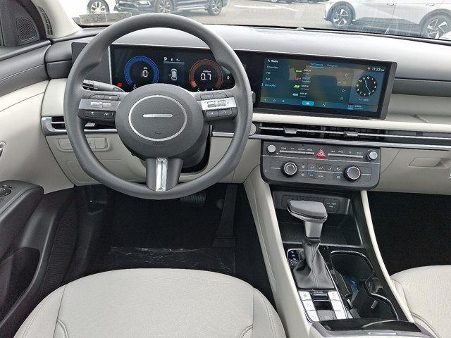 2025 Hyundai TUCSON Vehicle Photo in Philadelphia, PA 19116