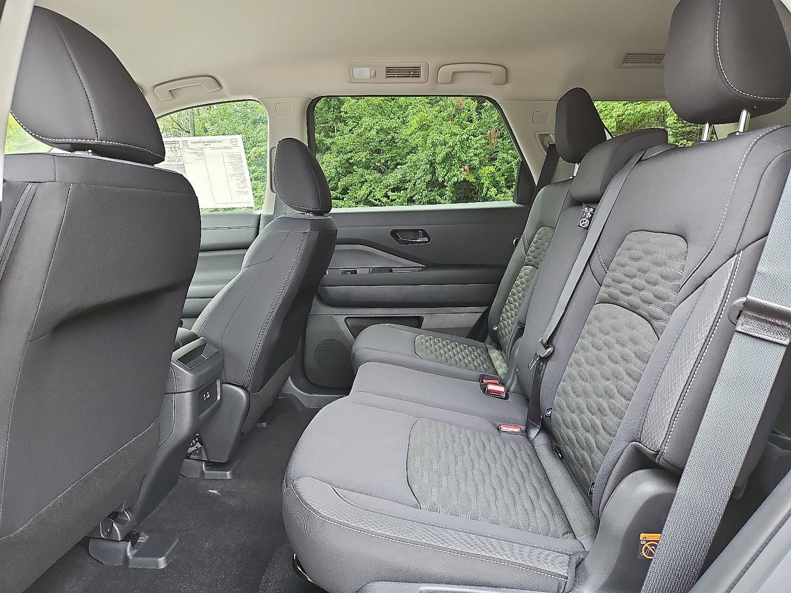 2025 Nissan Pathfinder Vehicle Photo in Jenkintown, PA 19046