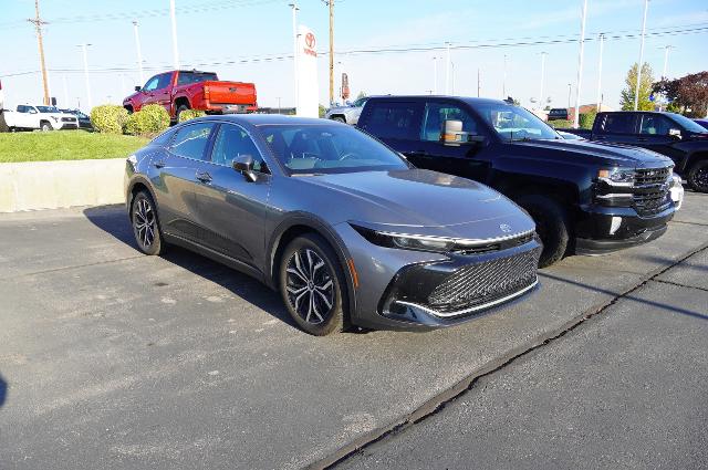 2025 Toyota Crown Vehicle Photo in Riverdale, UT 84405