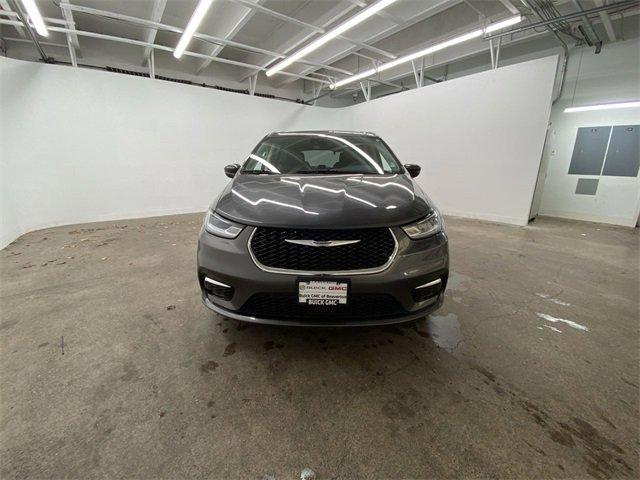 2023 Chrysler Pacifica Vehicle Photo in PORTLAND, OR 97225-3518