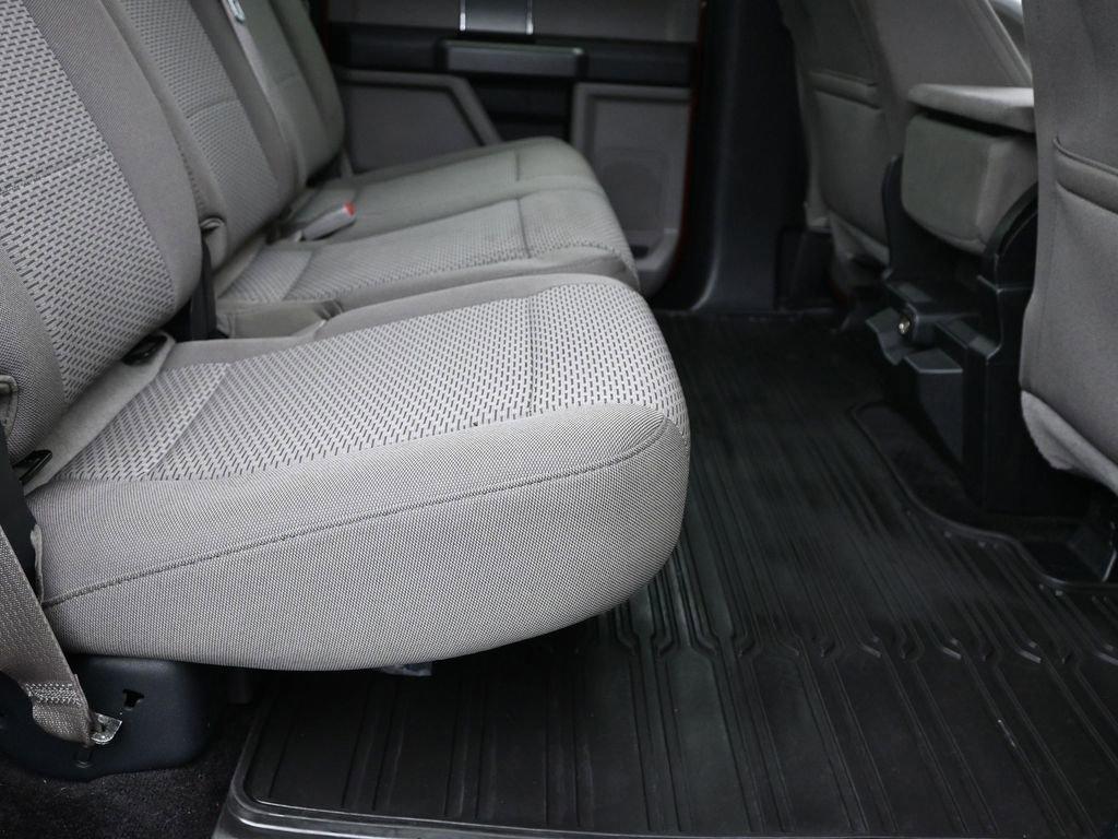 2017 Ford F-150 Vehicle Photo in Cedar Rapids, IA 52402
