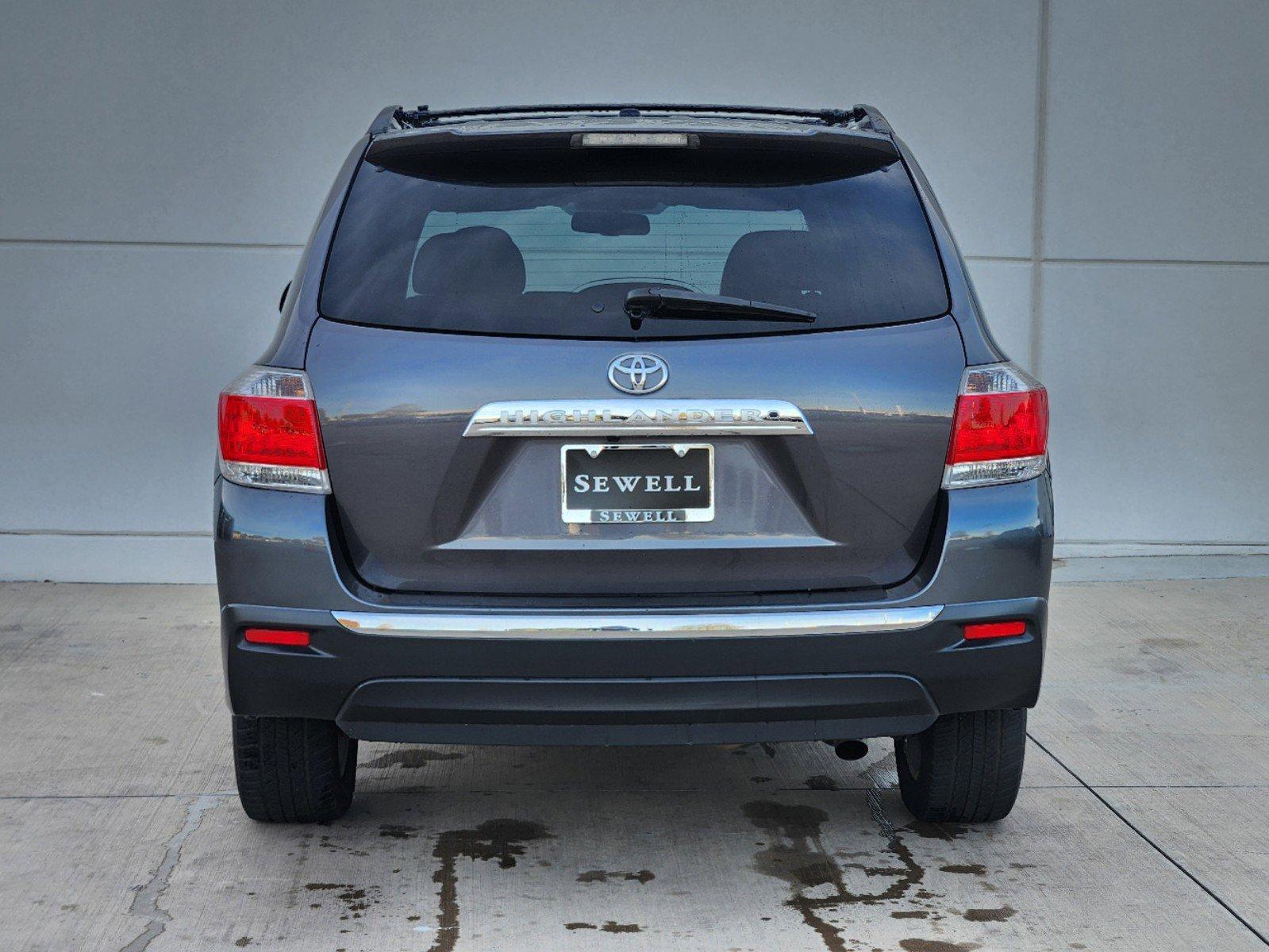 2013 Toyota Highlander Vehicle Photo in PLANO, TX 75024