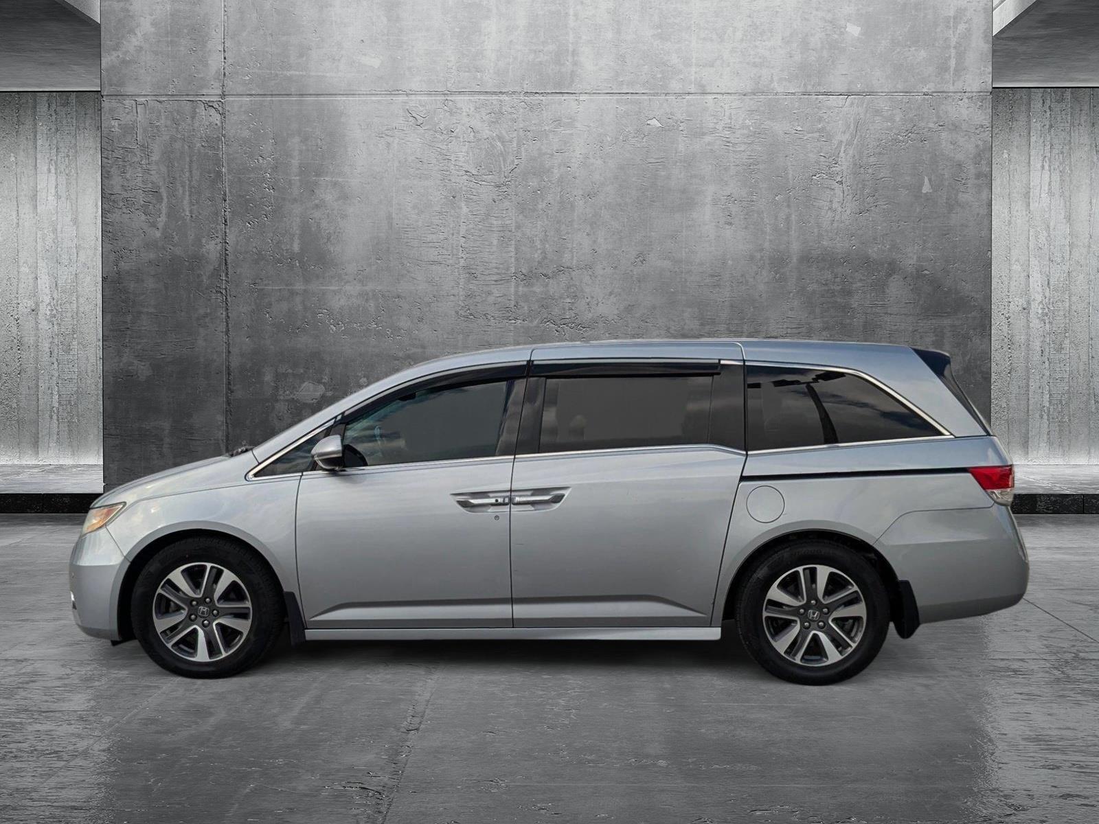 2016 Honda Odyssey Vehicle Photo in St. Petersburg, FL 33713