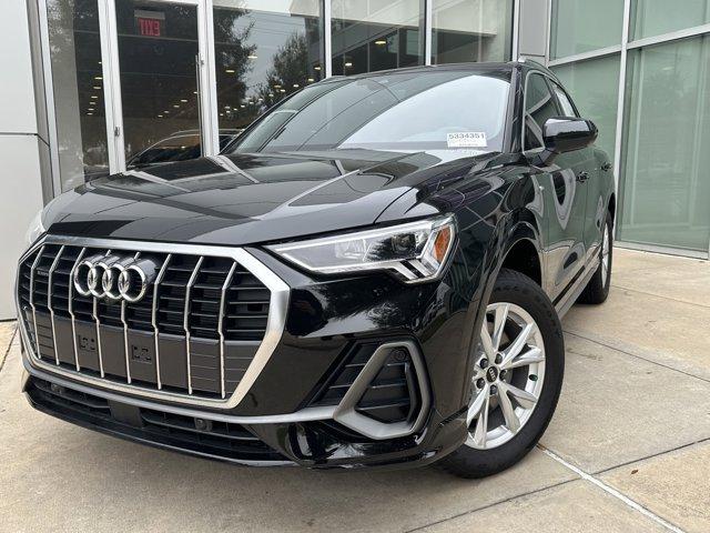 2025 Audi Q3 Vehicle Photo in HOUSTON, TX 77090