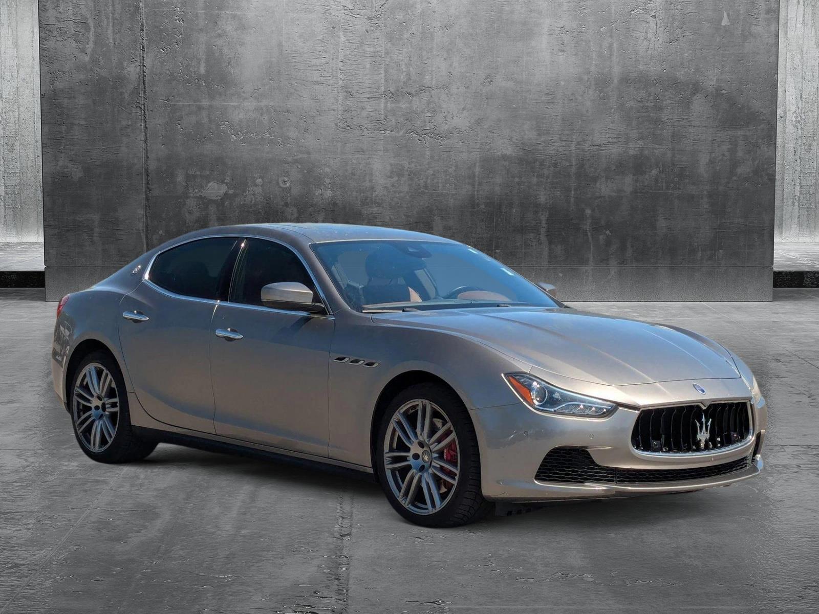 2017 Maserati Ghibli Vehicle Photo in St. Petersburg, FL 33713