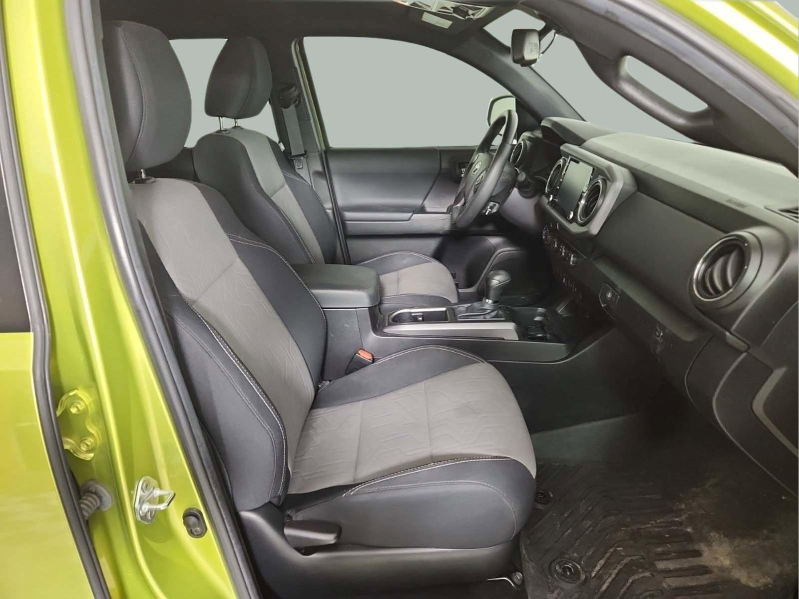 2023 Toyota Tacoma 4WD Vehicle Photo in GEORGETOWN, TX 78626-7508