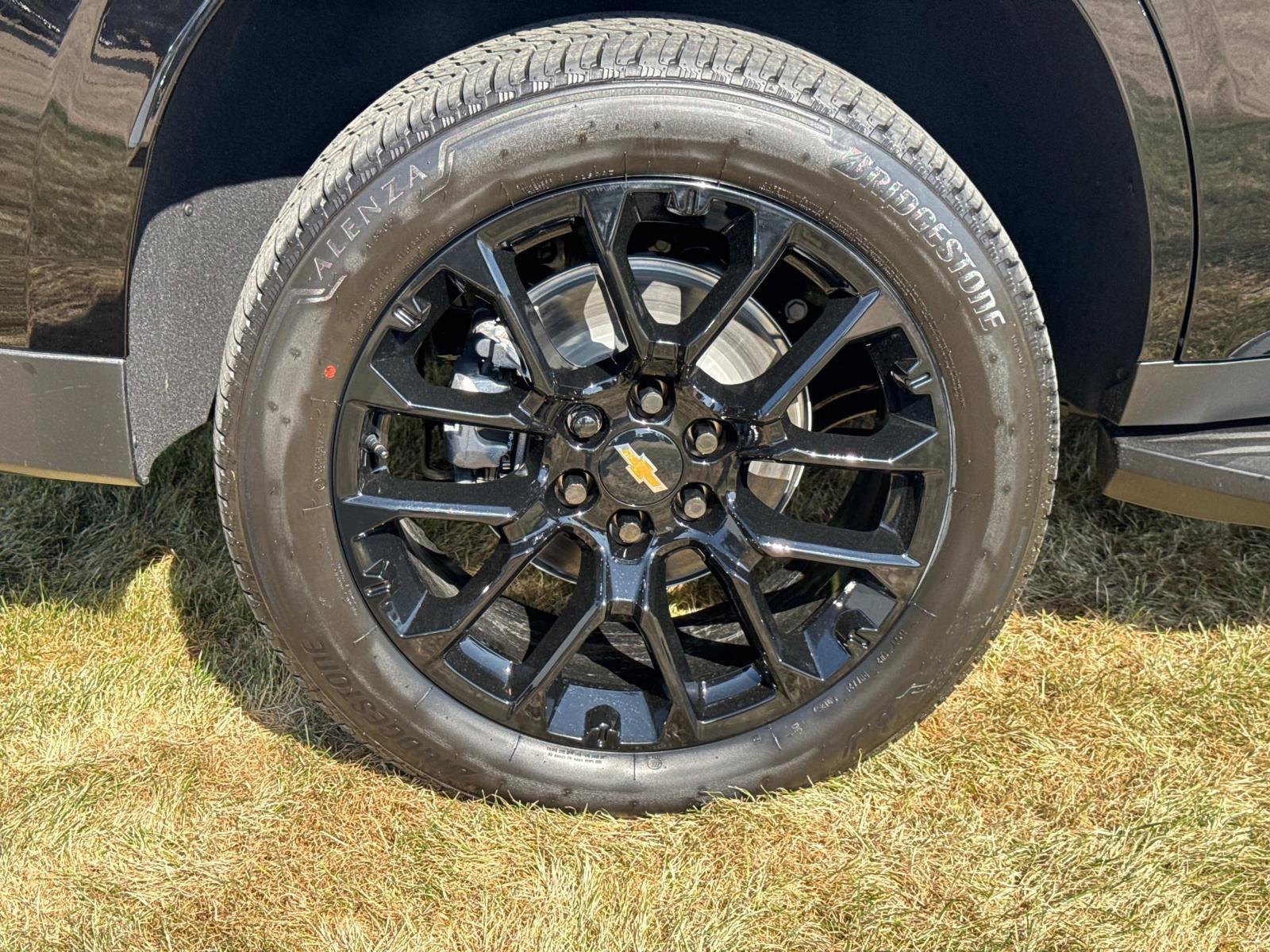2025 Chevrolet Tahoe Vehicle Photo in LOS ANGELES, CA 90007-3794