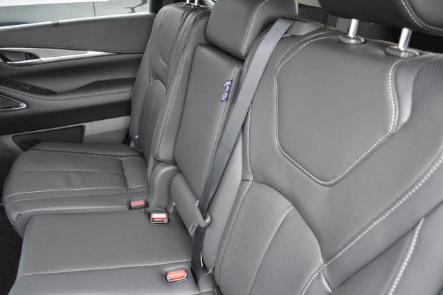 2025 INFINITI QX60 Vehicle Photo in Houston, TX 77090