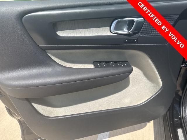 2023 Volvo XC40 Vehicle Photo in Grapevine, TX 76051