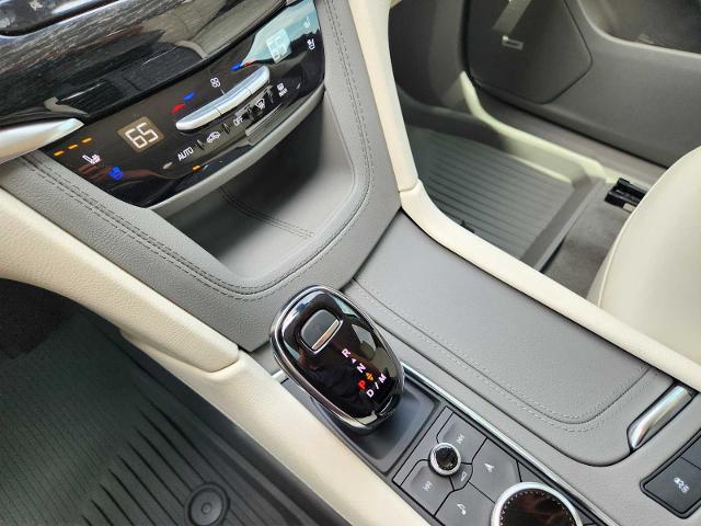 2025 Cadillac XT6 Vehicle Photo in HOUSTON, TX 77079