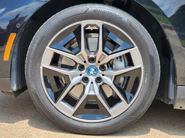 2024 BMW i5 Vehicle Photo in PLANO, TX 75024