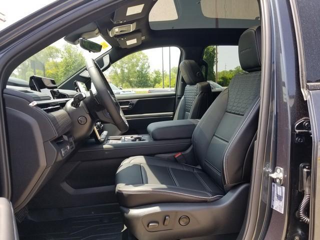 2025 GMC Sierra EV Vehicle Photo in ELYRIA, OH 44035-6349