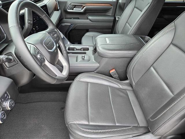 2024 GMC Sierra 2500 HD Vehicle Photo in DENTON, TX 76210-9321