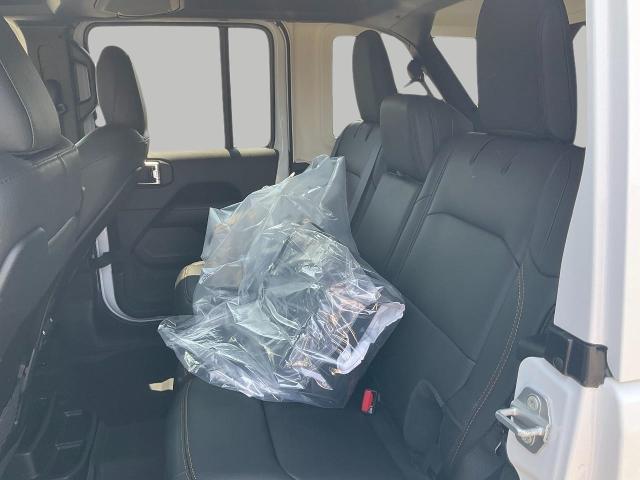 2025 Jeep Wrangler Vehicle Photo in Kaukauna, WI 54130