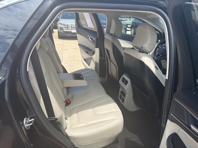 2019 Ford Edge Vehicle Photo in Peoria, IL 61615