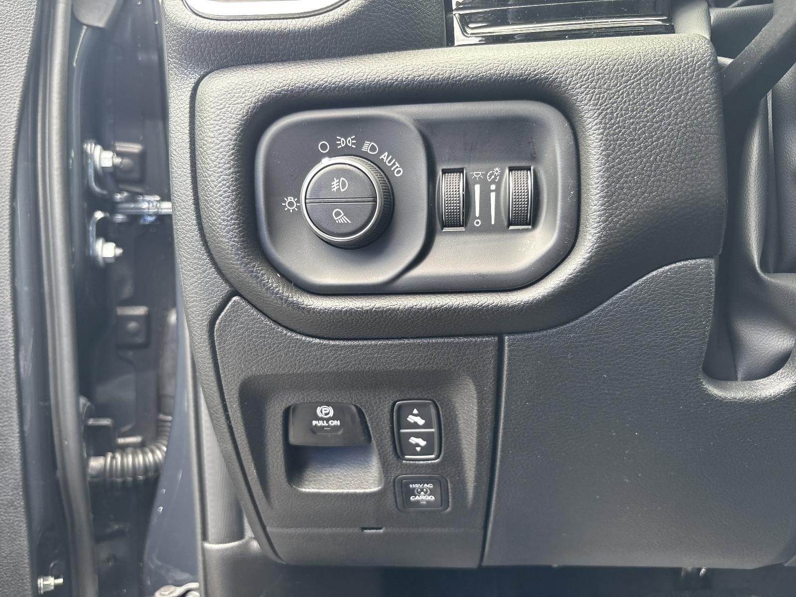 2025 Ram 1500 Vehicle Photo in Mechanicsburg, PA 17050-1707
