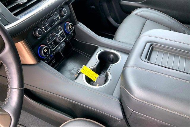 2024 Chevrolet Suburban Vehicle Photo in KANSAS CITY, MO 64114-4502