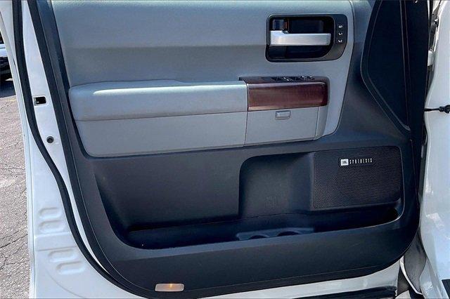 2011 Toyota Sequoia Vehicle Photo in INDEPENDENCE, MO 64055-1314
