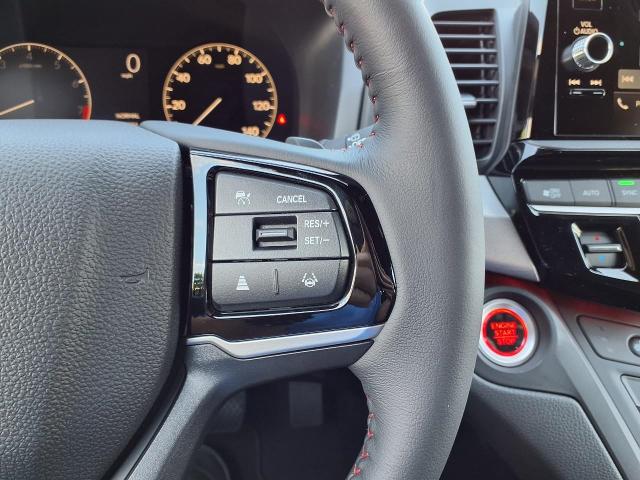 2025 Honda Odyssey Vehicle Photo in Oshkosh, WI 54904