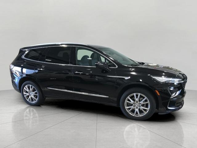 2023 Buick Enclave Vehicle Photo in GREEN BAY, WI 54303-3330