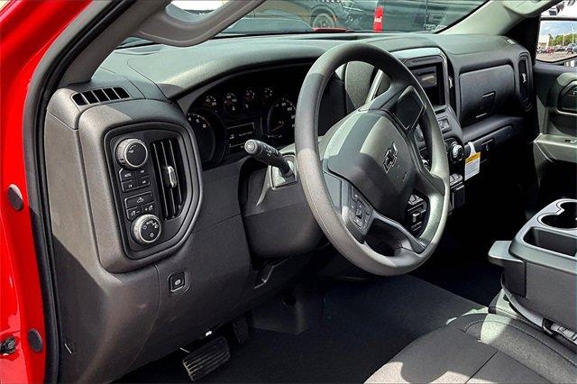 2025 Chevrolet Silverado 1500 Vehicle Photo in KANSAS CITY, MO 64114-4502