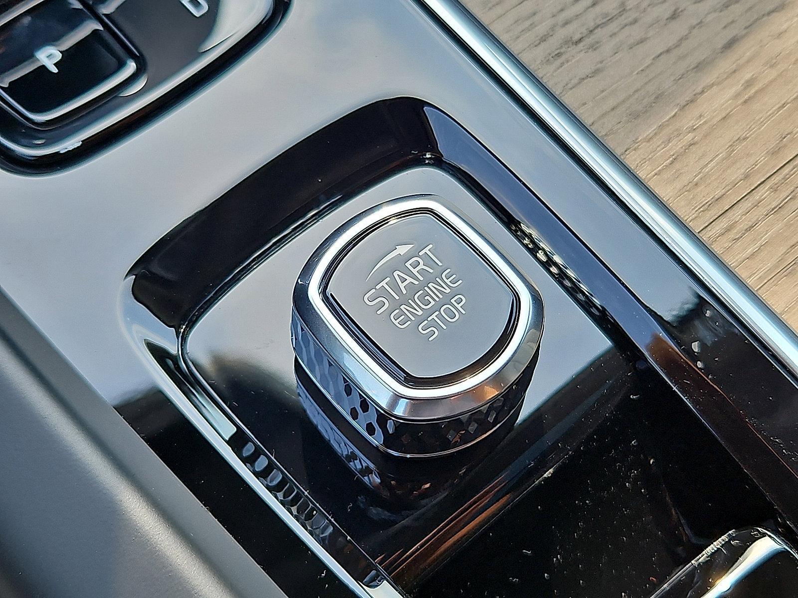 2026 Volvo XC60 Vehicle Photo in Trevose, PA 19053