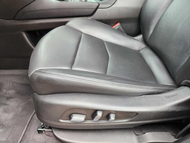 2022 Cadillac XT6 Vehicle Photo in DENTON, TX 76210-9321