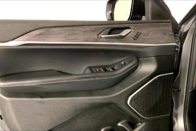 2022 Jeep Grand Cherokee Vehicle Photo in Kansas City, MO 64114