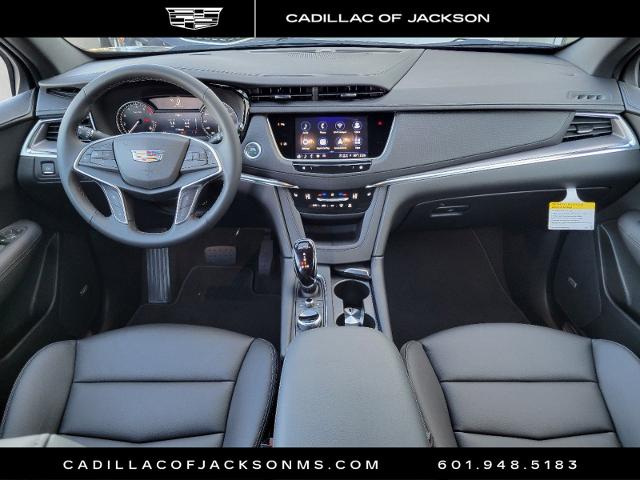 2025 Cadillac XT5 Vehicle Photo in RIDGELAND, MS 39157-4406