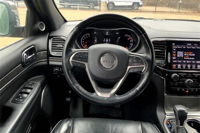 2020 Jeep GRAND CHEROKEE Vehicle Photo in KANSAS CITY, MO 64114-4545