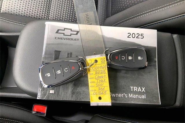 2025 Chevrolet Trax Vehicle Photo in TOPEKA, KS 66609-0000