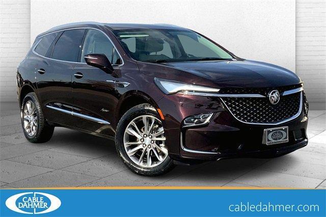 2022 Buick Enclave Vehicle Photo in KANSAS CITY, MO 64114-4502