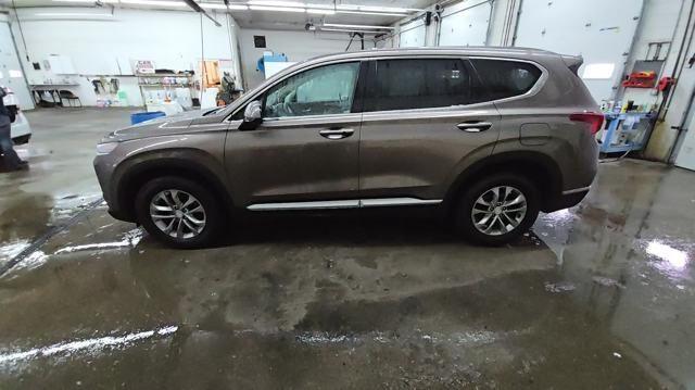 2020 Hyundai SANTA FE Vehicle Photo in Pleasant Hills, PA 15236