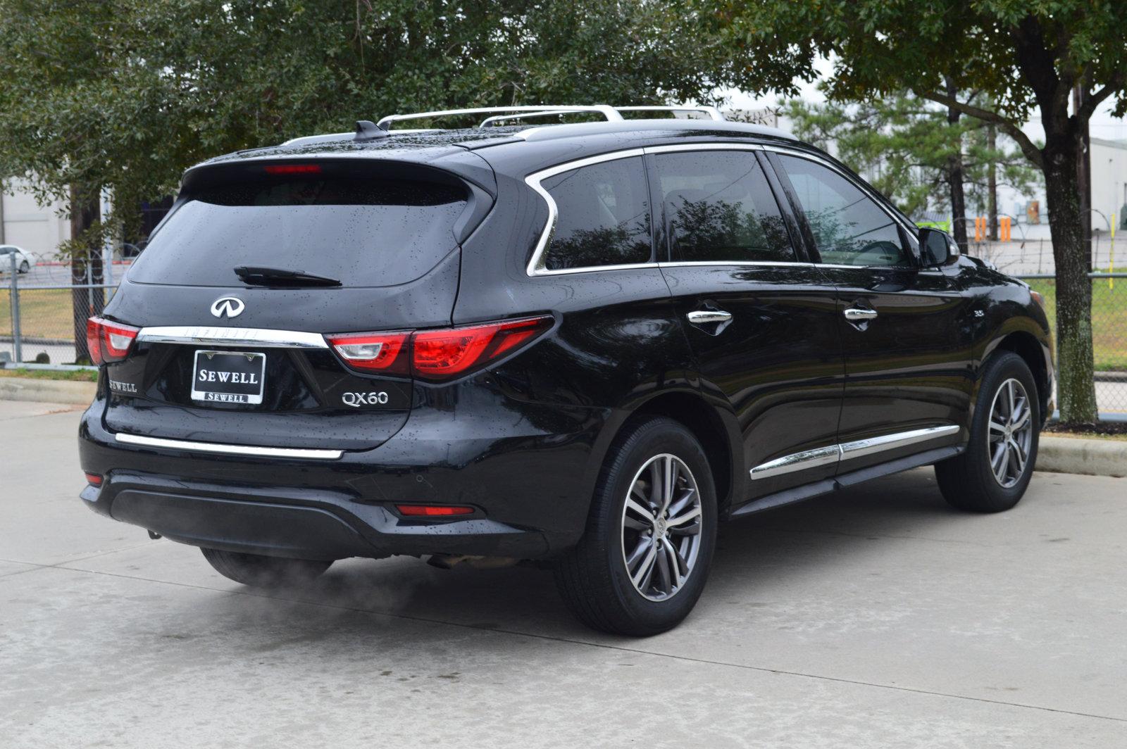 2017 INFINITI QX60 Vehicle Photo in Houston, TX 77090