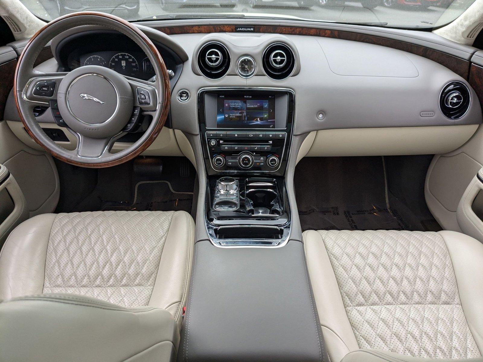 2016 Jaguar XJ Vehicle Photo in Maitland, FL 32751