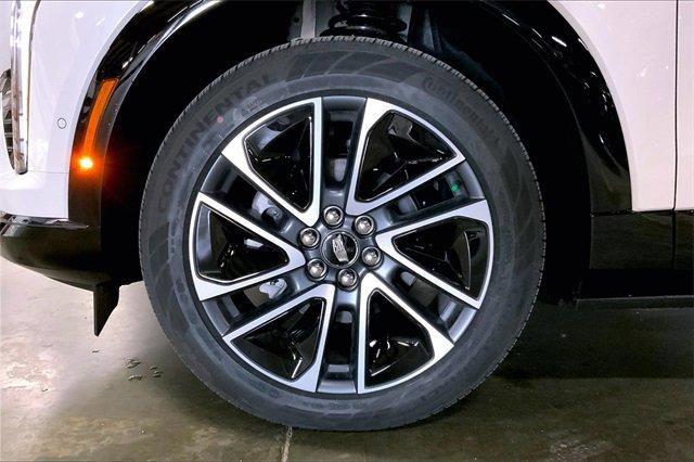 2025 Cadillac OPTIQ Vehicle Photo in KANSAS CITY, MO 64114-4545