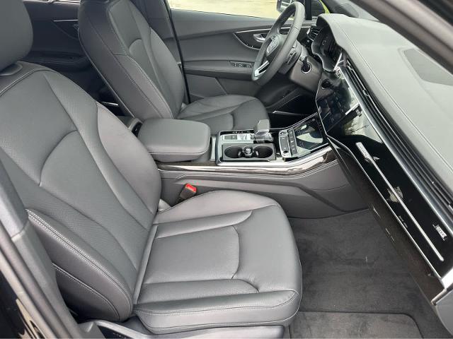 2025 Audi Q7 Vehicle Photo in HOUSTON, TX 77090