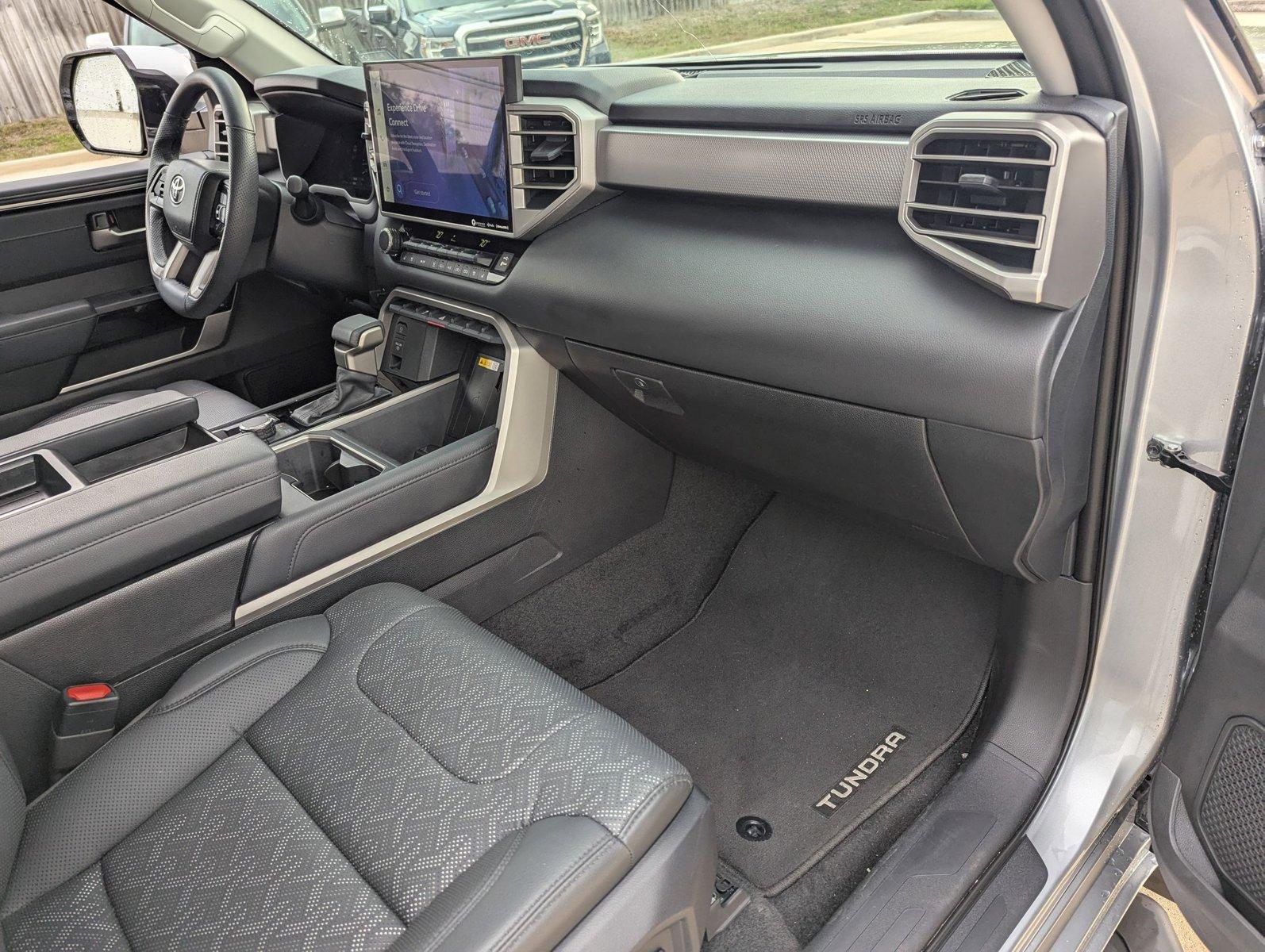 2024 Toyota Tundra 4WD Vehicle Photo in CORPUS CHRISTI, TX 78412-4902