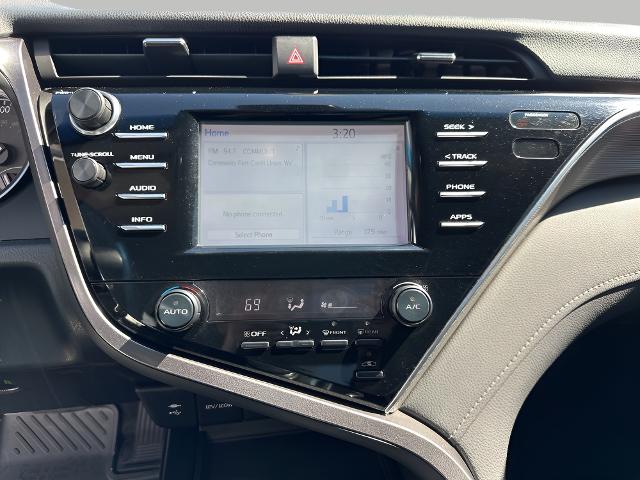 2018 Toyota Camry Vehicle Photo in MANITOWOC, WI 54220-5838
