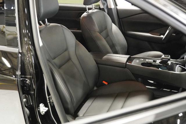 2024 Nissan Rogue Vehicle Photo in Fort Worth, TX 76132