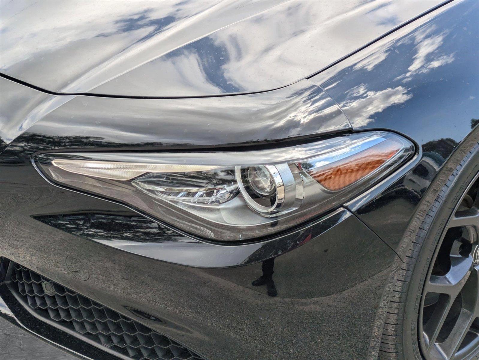 2020 Alfa Romeo Giulia Vehicle Photo in GREENACRES, FL 33463-3207