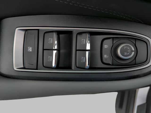 2025 Subaru Outback Vehicle Photo in Green Bay, WI 54304